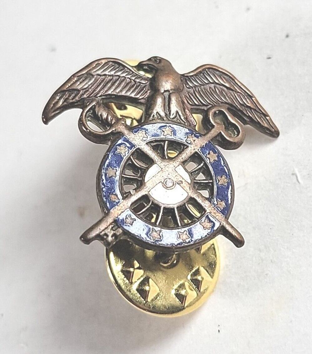 Vintage US Army Quartermaster Rank Brass Eagle 13 Stars Sword Key Military C
